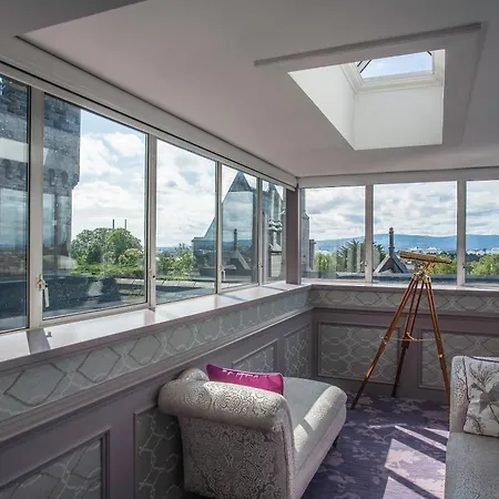 Hotel Clontarf Castle 4*