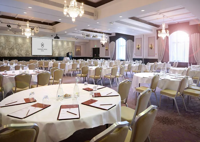 Clontarf Castle 호텔 4*