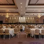 Clontarf Castle Otel 4*
