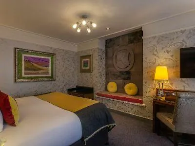 Hotel Clontarf Castle 4*