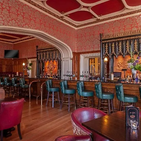 Clontarf Castle 4* دبلن