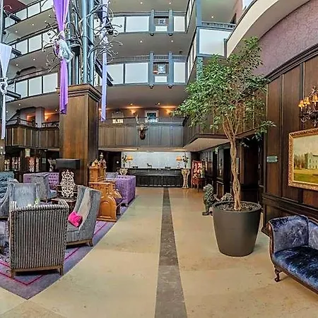 Hotel Clontarf Castle 4*