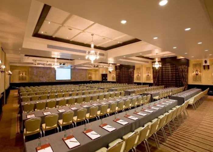 クロンターフ キャッスル ダブリン