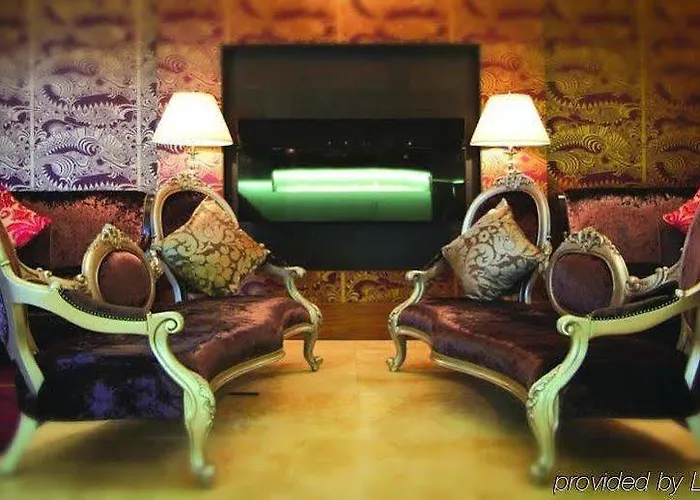 Hotel Clontarf Castle 4*