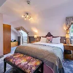 Clontarf Castle 4*