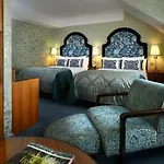 Clontarf Castle 4*