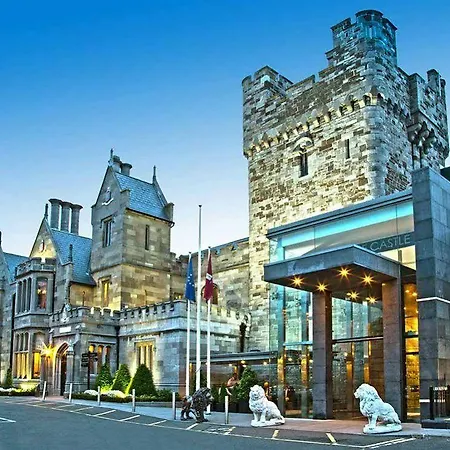 Clontarf Castle מלון 4*