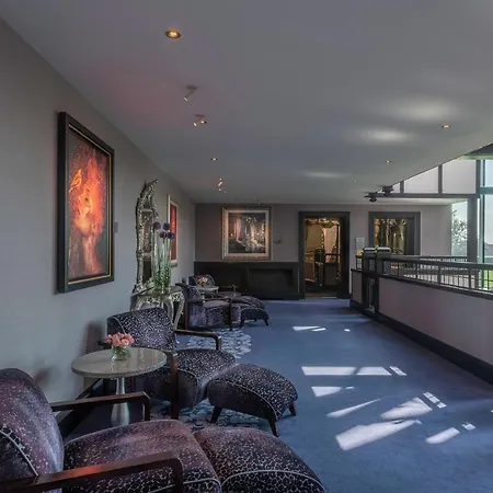 מלון Clontarf Castle 4*