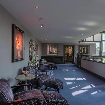 Hotell Clontarf Castle