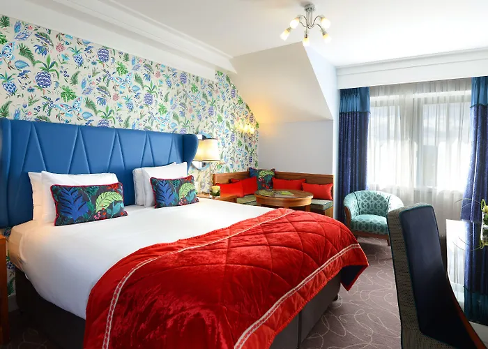 Hotell Clontarf Castle 4*