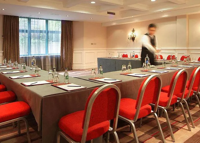 Hotell Clontarf Castle